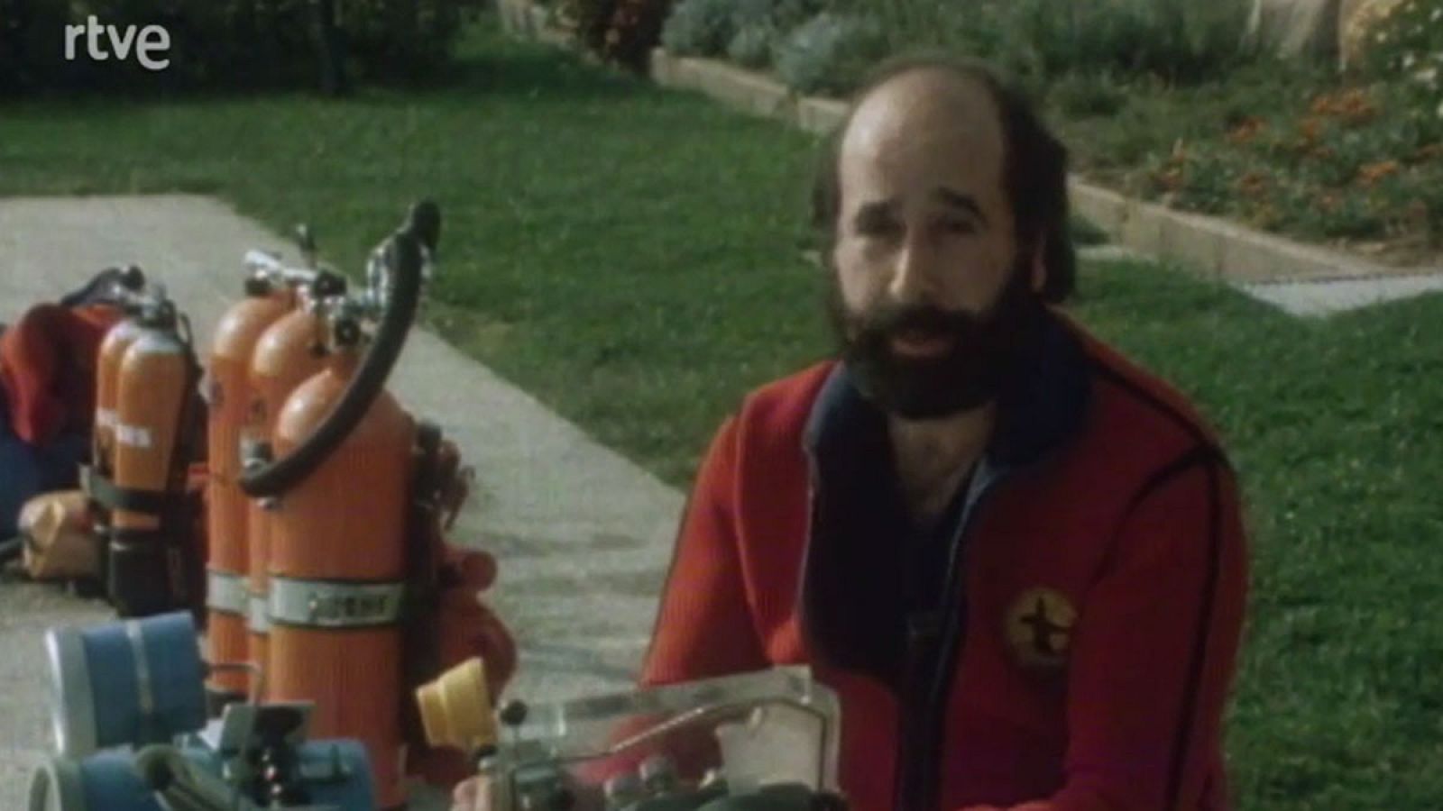 Pista libre - Debajo del mar - Pista libre | Ver