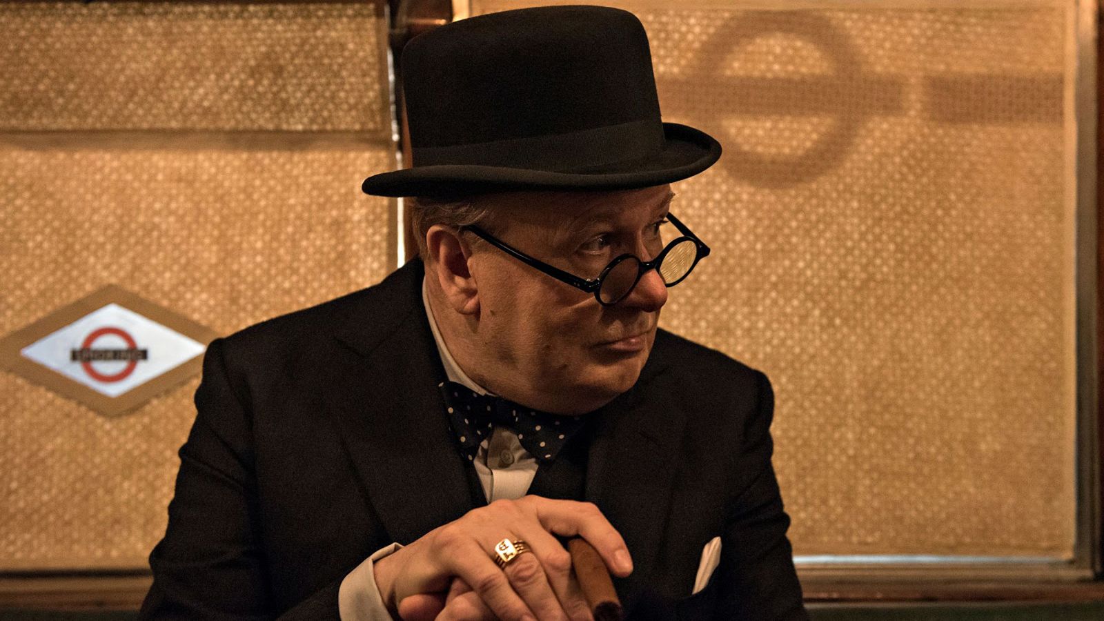 Cine - El instante más oscuro - Ver ahora