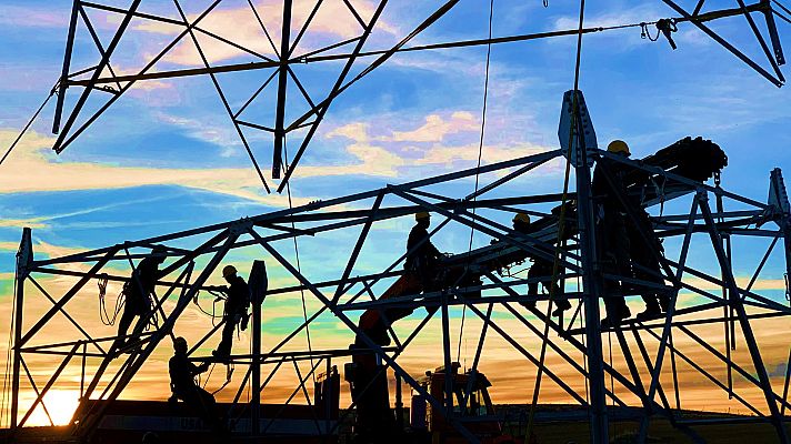 Telediario 2 - España plantea a Bruselas salirse del sistema europeo de precios de la electricidad en "situaciones excepcionales"