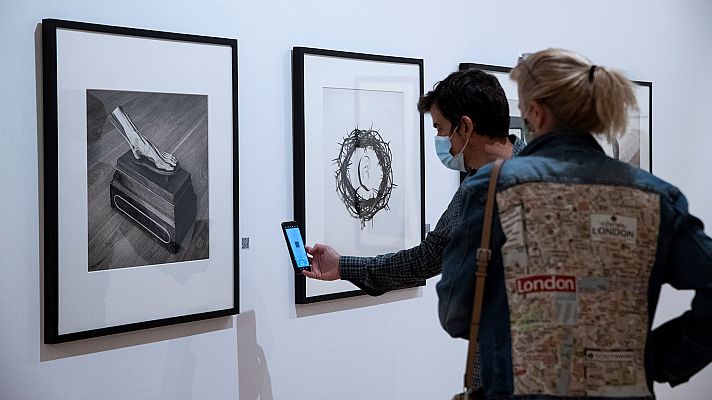 Telediario 2 - Chema Madoz muestra su "crueldad" en una nueva exposición