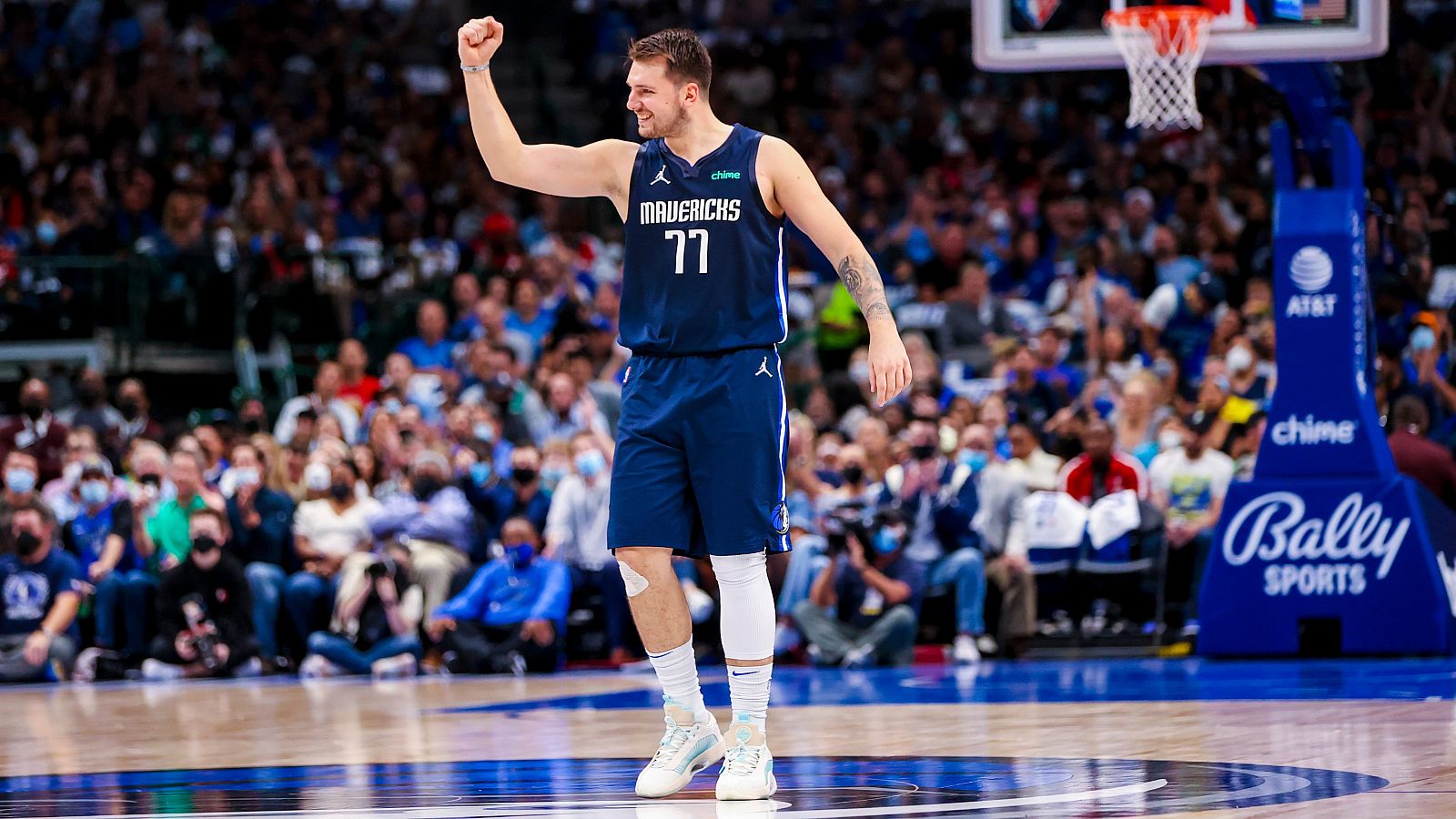 Doncic lidera la victoria de Dallas en la NBA | Ver