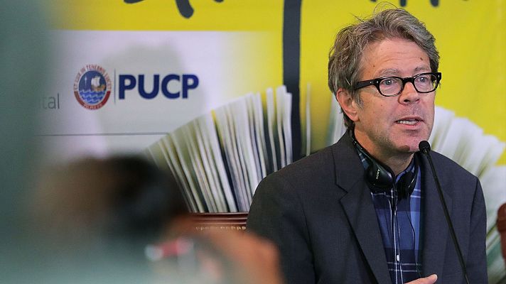 Telediario 1 - Jonathan Franzen publica 'Encrucijadas', la primera novela de una trilogía