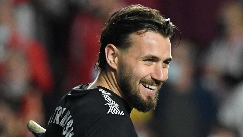 Dimitrievski, en Estudio Estadio: "La afición del Rayo es increíble"