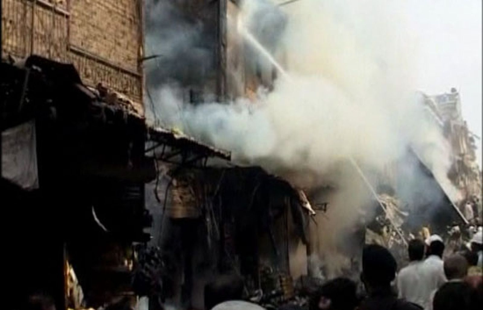 El atentado más sangriento de los dos últimos años en Pakistán ha causado al menos 92 muertos y 200 heridos | Ver