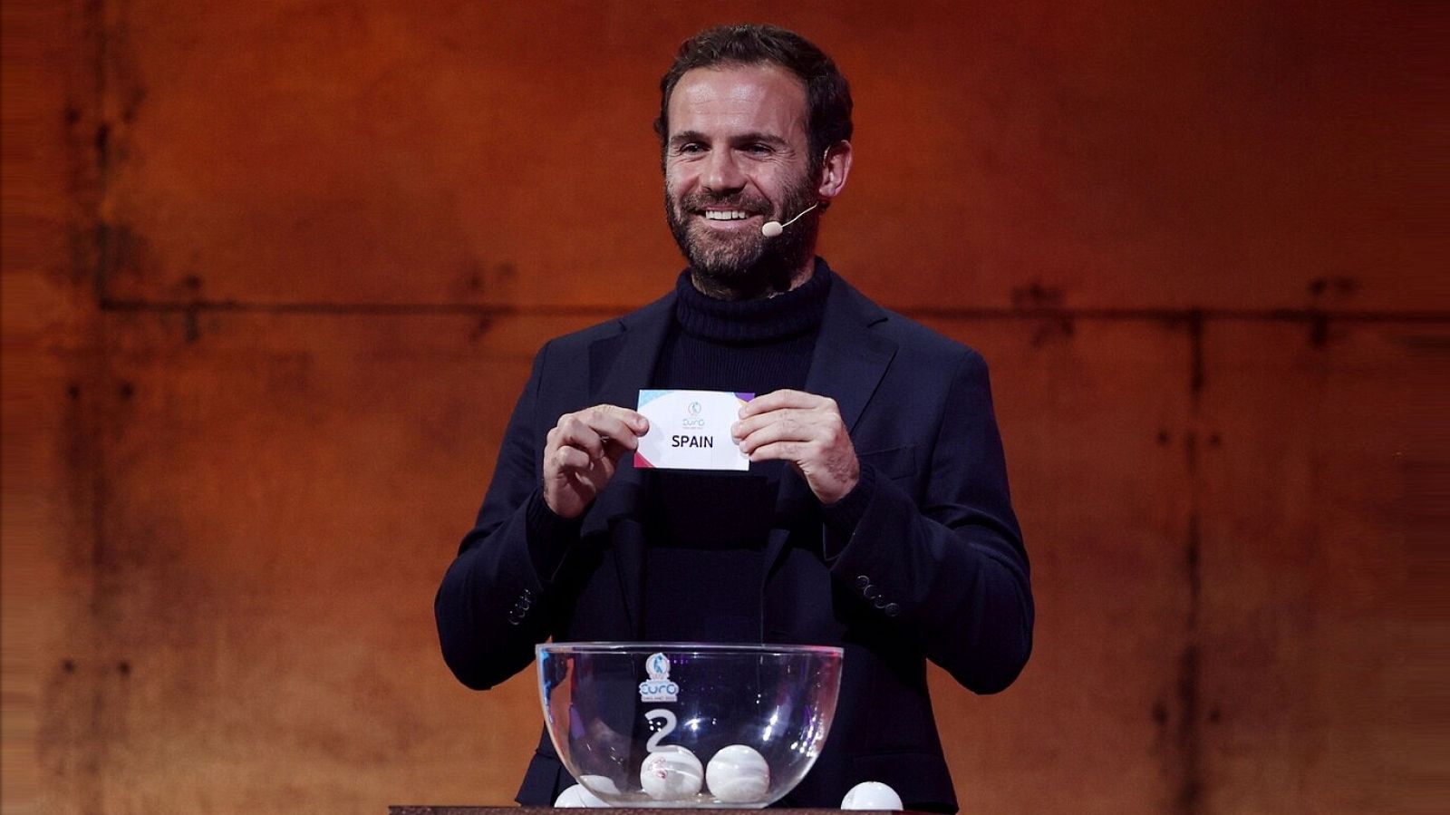 Fútbol - Sorteo Eurocopa Femenina desde Manchester - ver ahora