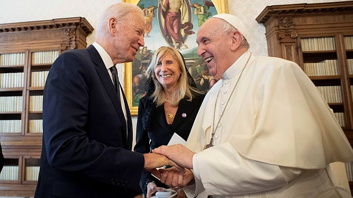 Telediario 1 - El papa Francisco recibe a Biden en el Vaticano