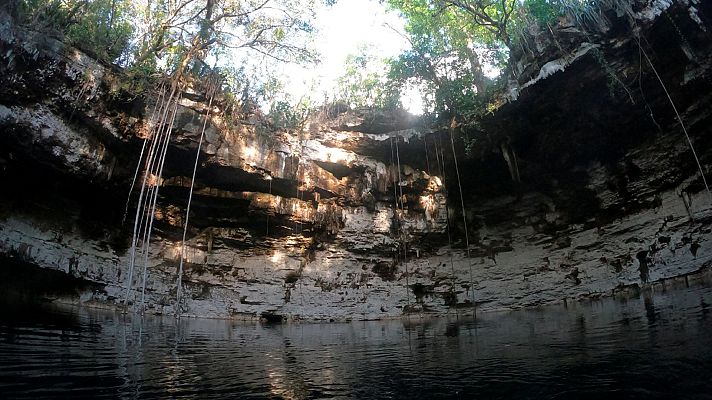 Telediario Fin de Semana - "Yo soy cenote", primer premio entregado en la COP26 por concienciar sobre los pozos naturales de Yucatán
