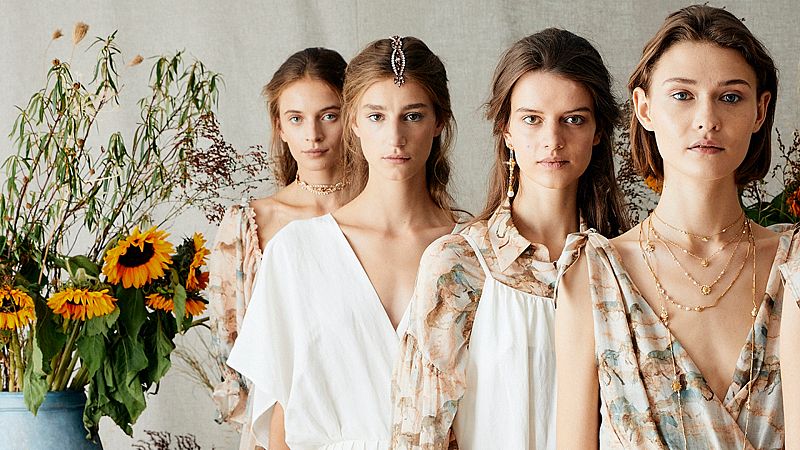 Flash Moda - Alianto & Suma Cruz y los girasoles como punto de partida