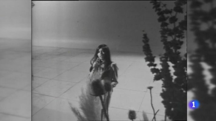 Telediario Fin de Semana - Jeanette cumple medio siglo sobre los escenarios