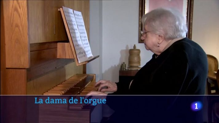 L'Informatiu - Amb 95 anys, l'organista Montserrat Torrent continua en actiu