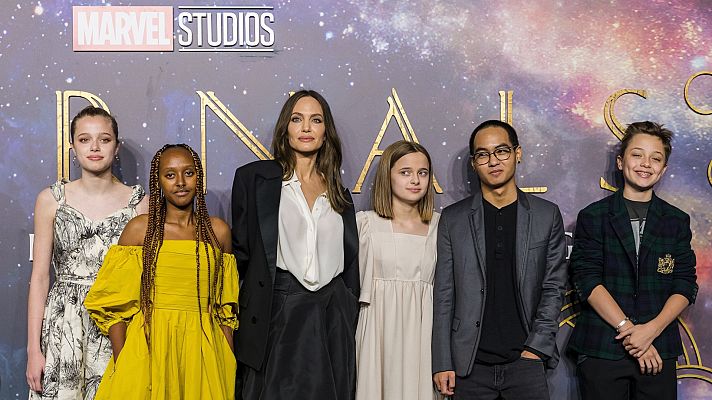 Telediario 1 - Marvel vuelve con 'Eternals' y unos superhéroes muy reales