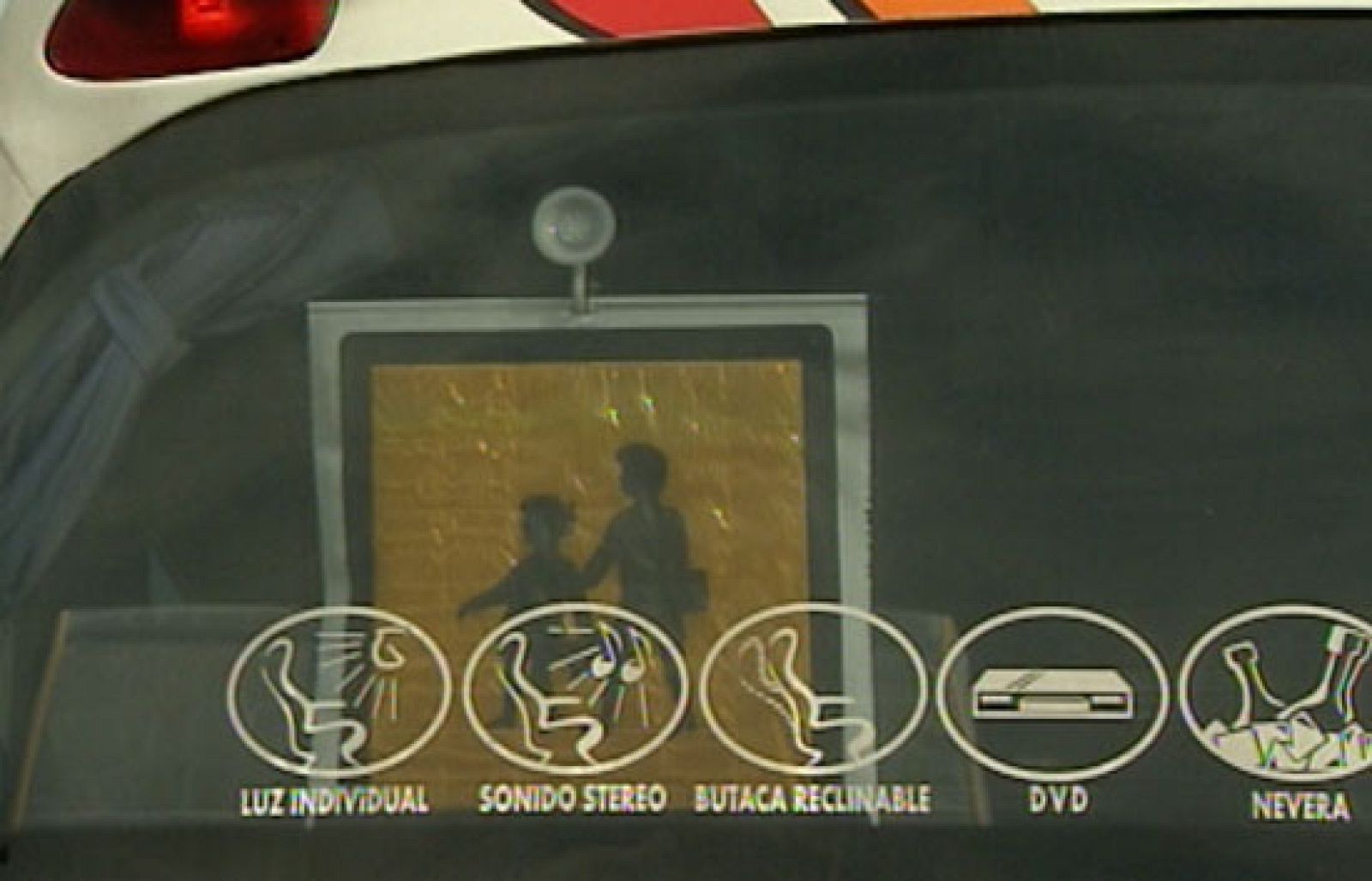 La fiscalía de menores investiga si 10 adolescentes agredieron sexualmente a dos compañeras en la ruta escolar | Ver