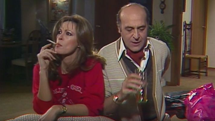 Diálogos de matrimonio - La rubia del sexto