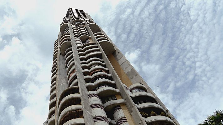 Escala humana - Líneas en el cielo