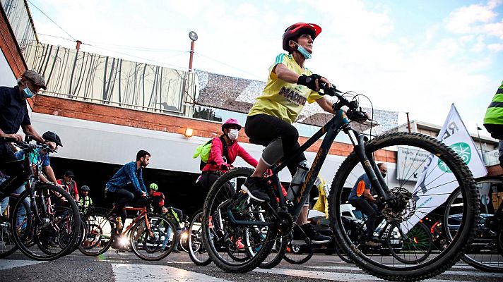  - Ir en bici o cerrar el grifo: pequeños gestos que pueden contribuir a la disminución del cambio climático