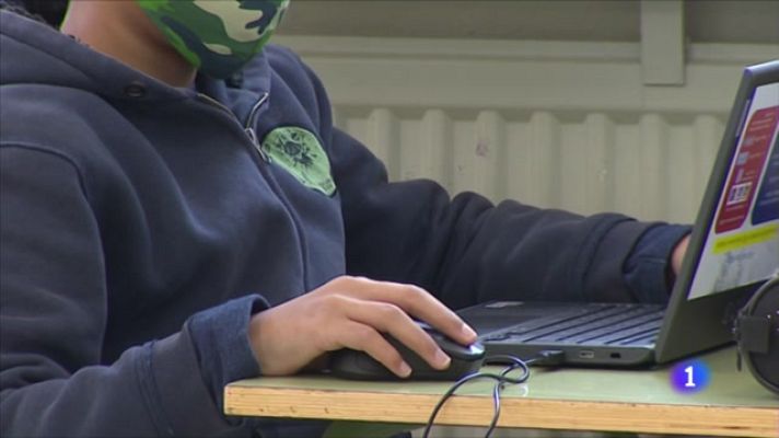  - Ordenadores portátiles con acceso a internet para los alumnos más vulnerables