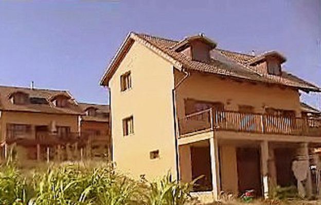 España Directo - Vivo en una "ecoaldea"