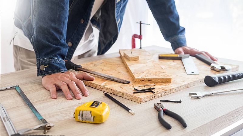 Talleres de carpintería, electricidad o fontanería piden recuperar la figura del aprendiz