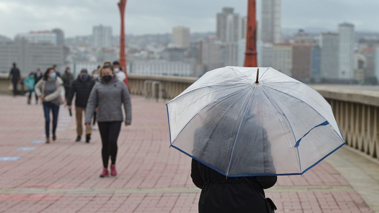 Lluvias fuertes en el litoral cantábrico y al norte de Baleares