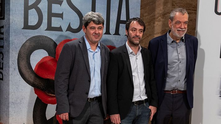 Telediario 1 - Los escritores que se escondían tras el seudónimo de Carmen Mola presentan 'La bestia'