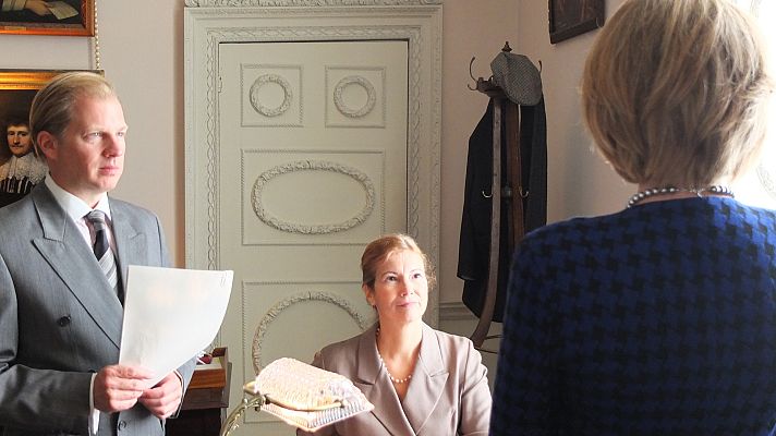 Los Windsor. En las entrañas de la dinastía real - Amor o deber