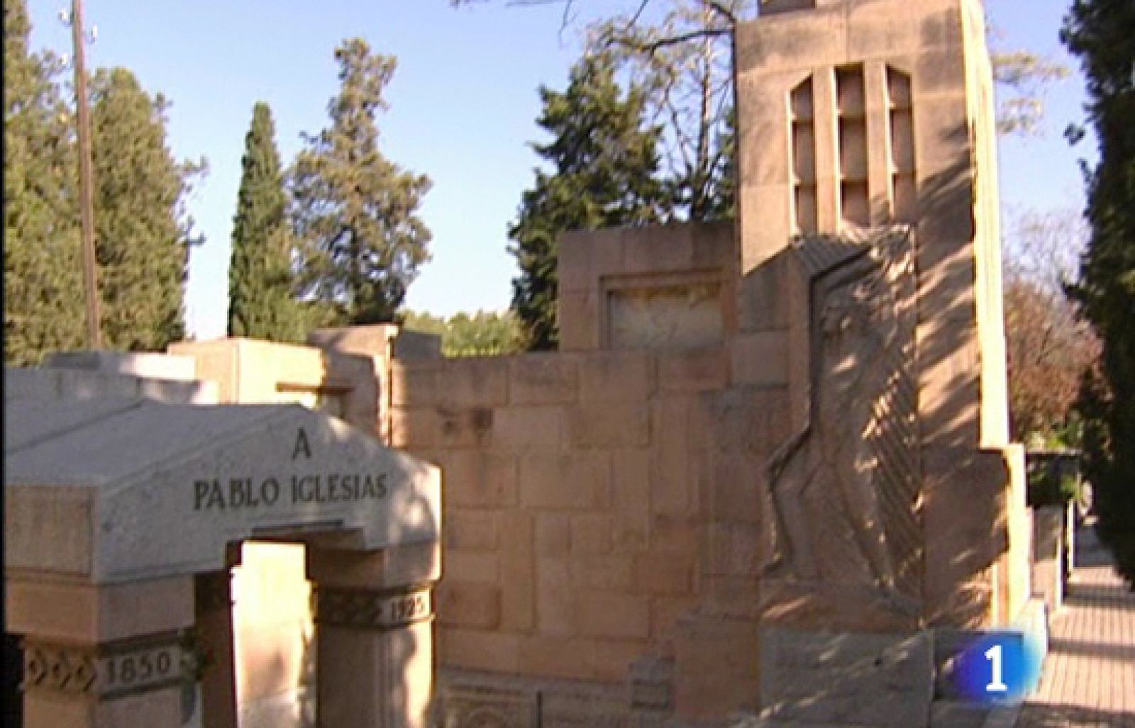 Cinco millones de personas están enterradas en La Almudena | Ver