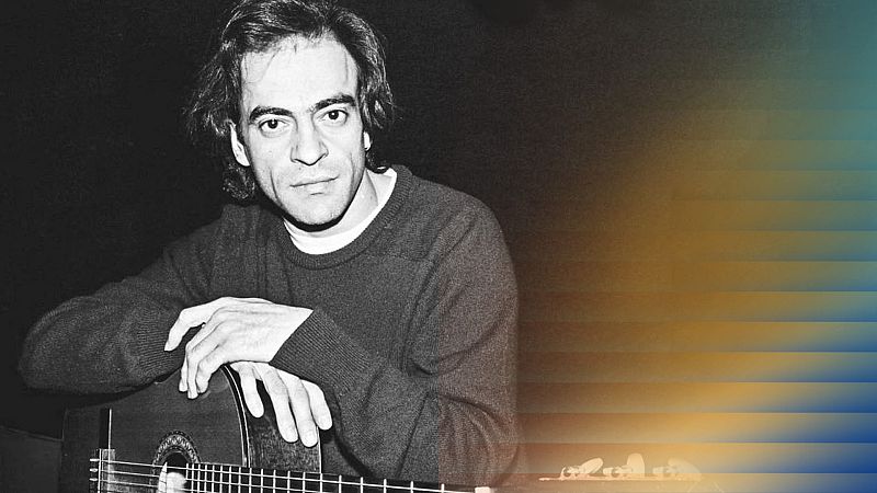 Enrique Urquijo, músico español, en un retrato artístico con jersey oscuro y guitarra clásica. Fondo con degradado de color y líneas horizontales.