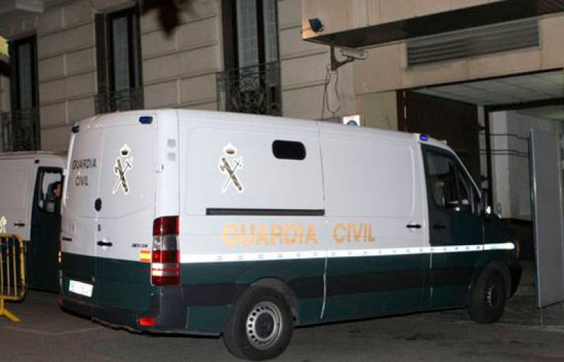 Prisión para el alcalde de Santa Coloma y otros cuatro detenidos