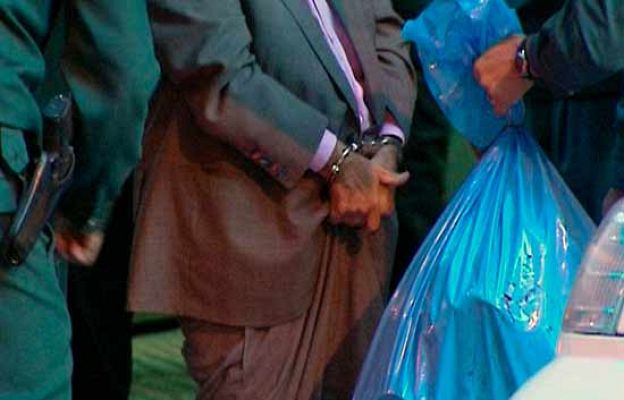  - Esposas polémicas en caso Pretoria