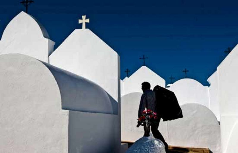 Telediario fin de semana en cuatro minutos - 01/11/09 | Ver