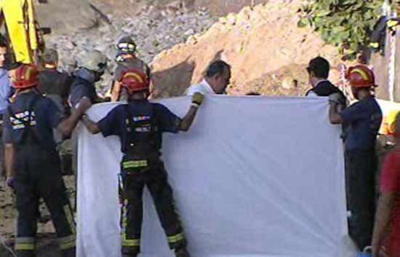 Telediario fin de semana en cuatro minutos - 01/11/09 | Ver