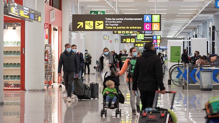 Telediario 1 - EE.UU. reabre sus fronteras a los vacunados