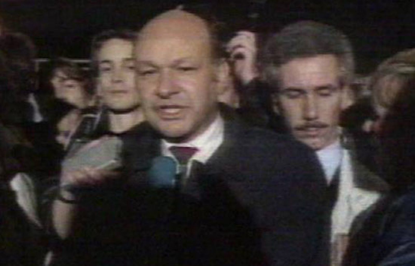 El día después de la caída del muro de Berlín - Fue noticia en el Archivo de RTVE | Ver