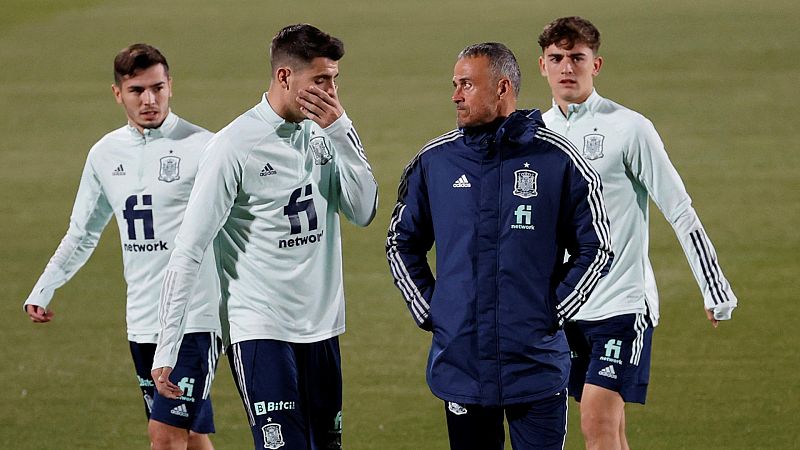 Tres jugadores llegan tocados a la selección ante la doble cita en la que se jugará el billete a Catar -- Ver ahora