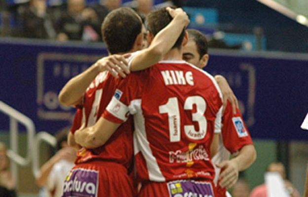  - La liga de fútbol sala, cosa de 3