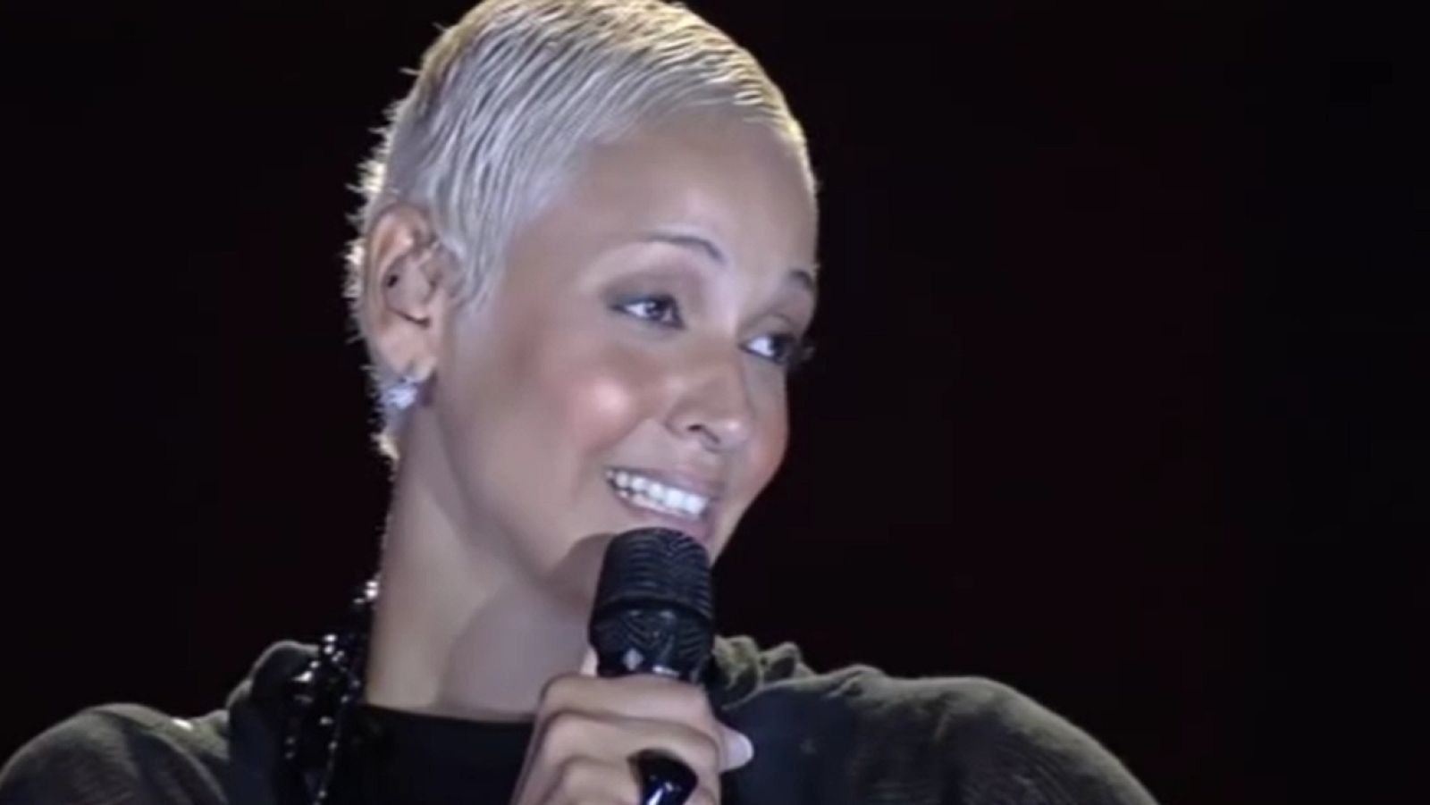 Mariza canta a Amalia Rodrigues: presente y leyenda del fado | Ver