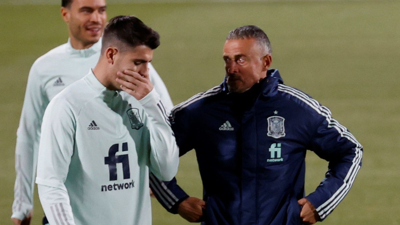 Morata: "Luis Enrique ha reenganchado a gente a la que la selección ya le daba igual" -- Ver ahora