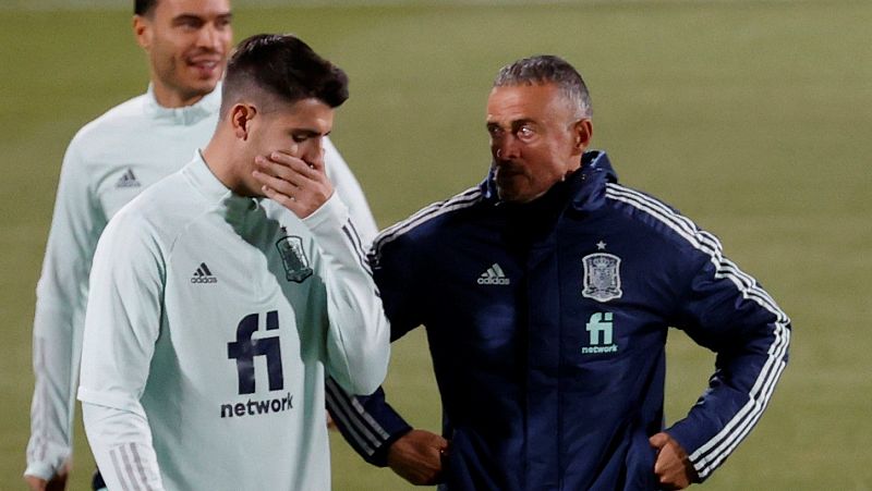 Morata: "Luis Enrique ha reenganchado a gente a la que la selección ya le daba igual" -- Ver ahora