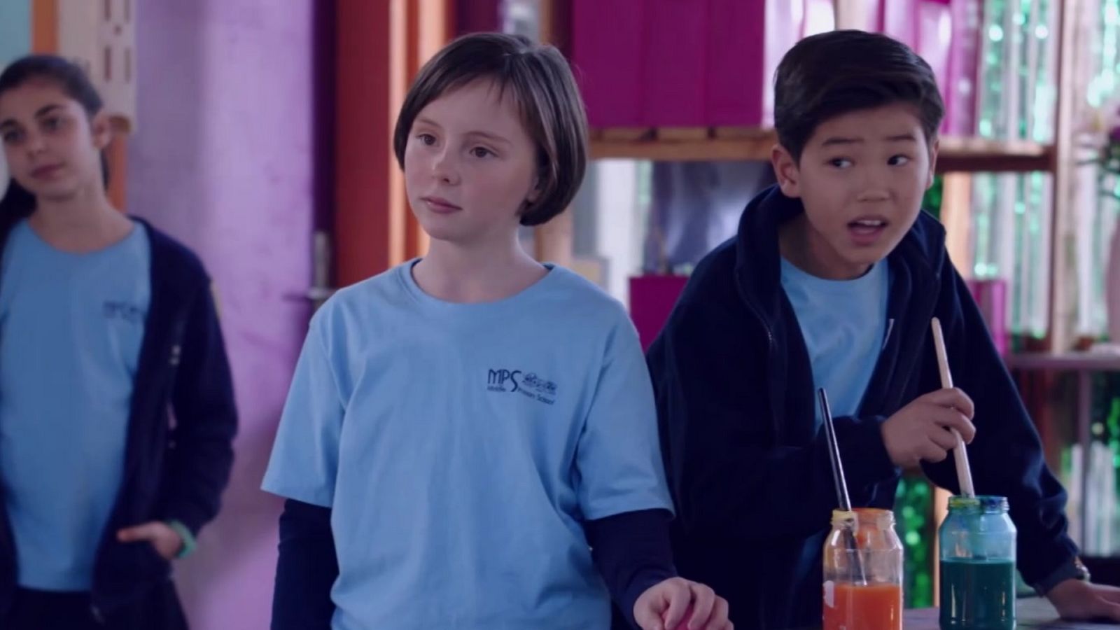 El caso del sistema solar desaparecido - The Inbestigators | Ver