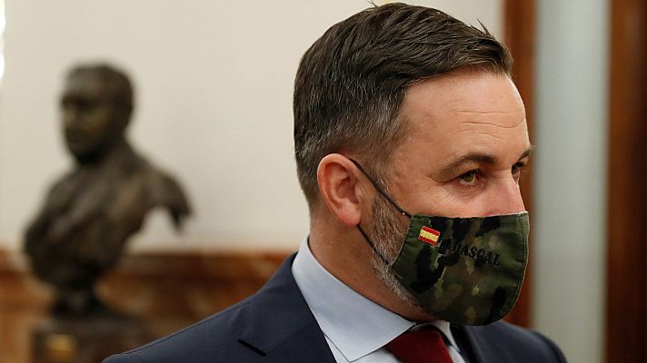 Informativo 24h - Abascal acusa a PSOE y PP de querer gobernar "juntos": "Cada vez suenan más fuertes los tambores de la gran coalición"