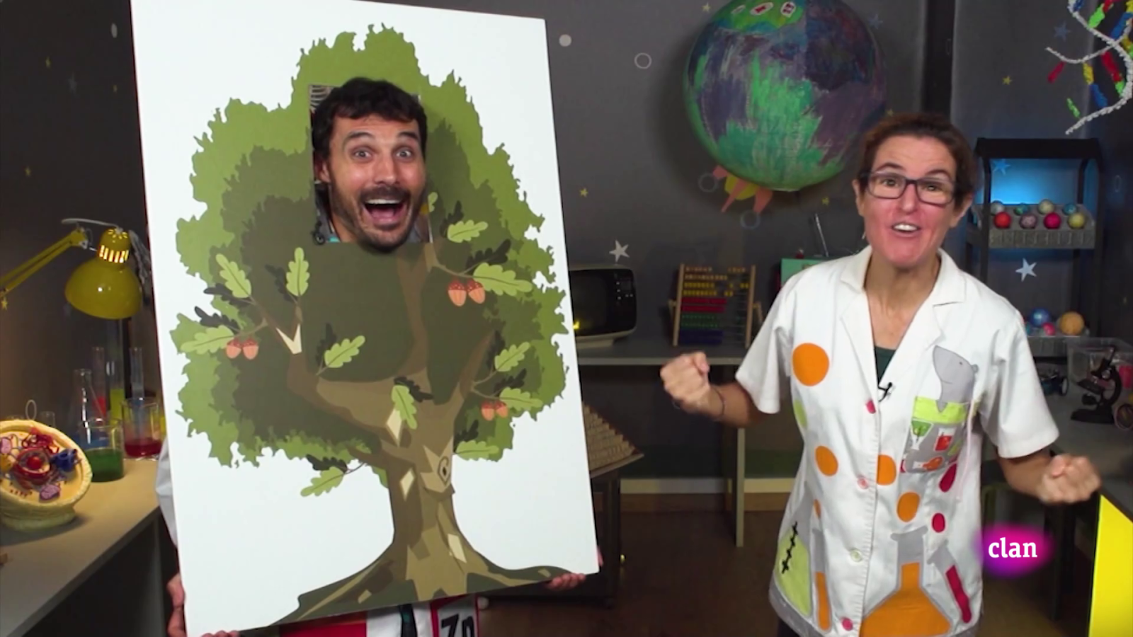 CIENCIAS NATURALES - Tipos de hoja y frutos otoño - Aprendemos en Clan | Ver