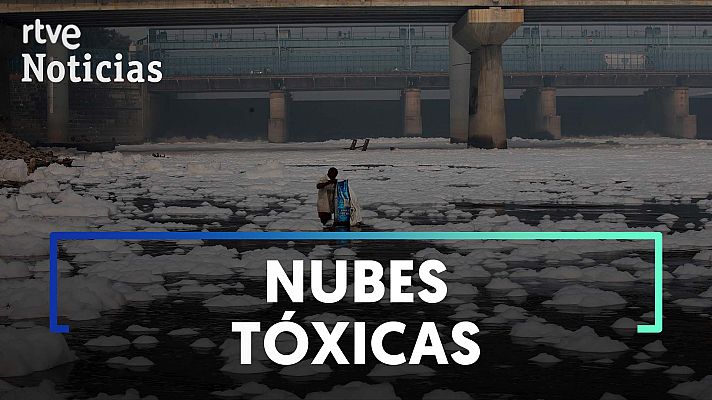 Modo Digital - Una gigantesca capa de espuma tóxica cubre el río Yamuna en Nueva Delhi