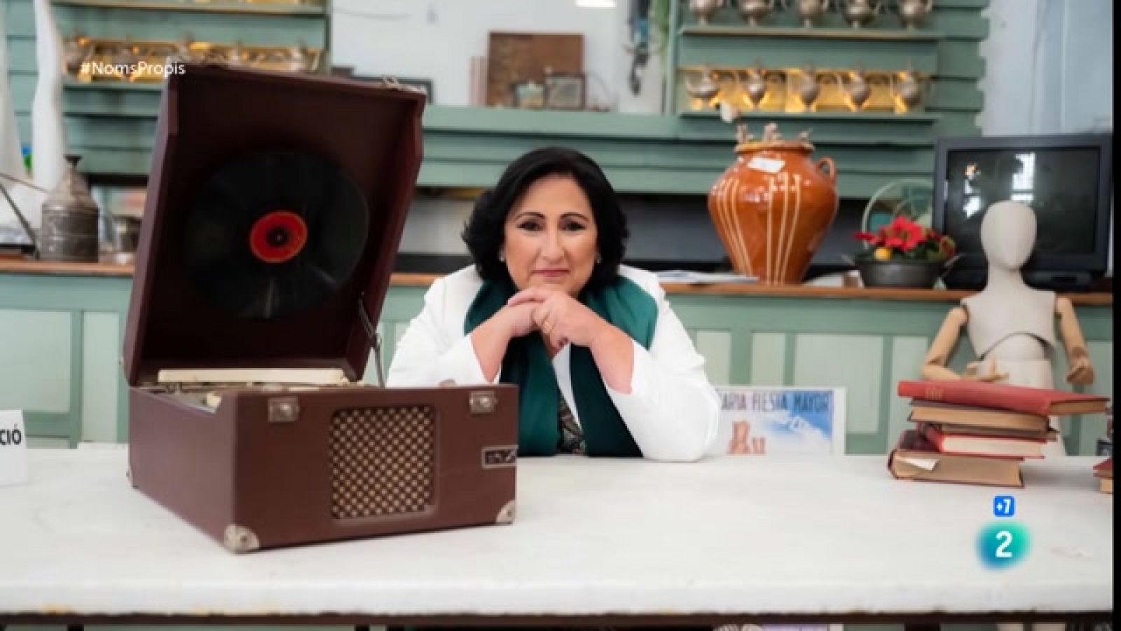 Begona Alberdi parla amb Anna Cler a Noms Propis