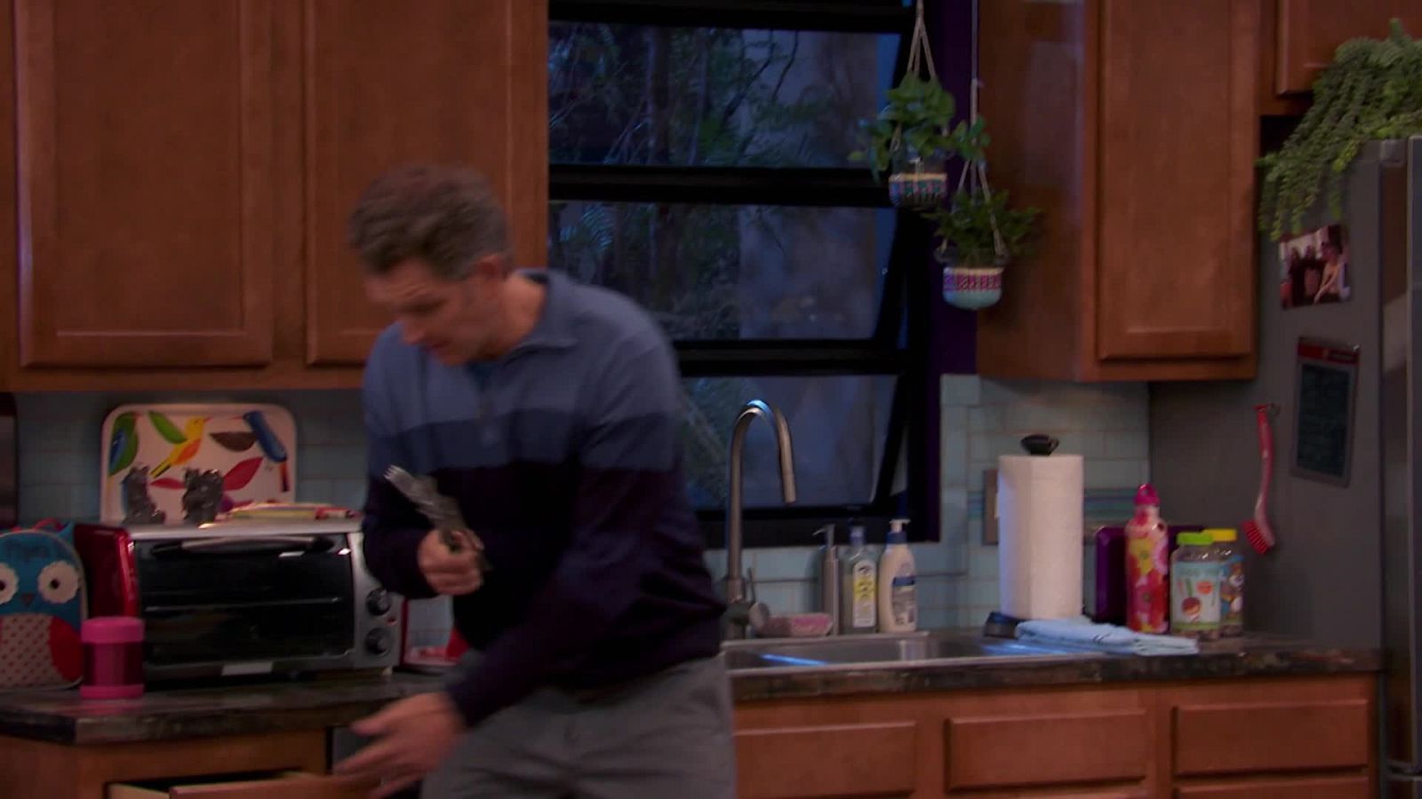 Sesión de gin - Henry Danger | Ver