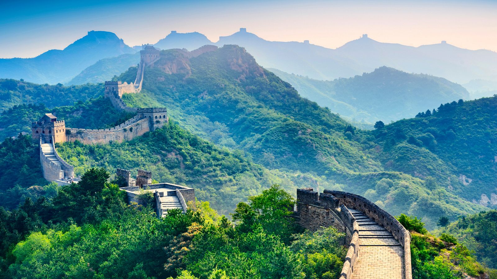 Viaje al pasado de las ciudades 2 - Episodio 8: Pekín, China. La nueva gran muralla china - ver ahora