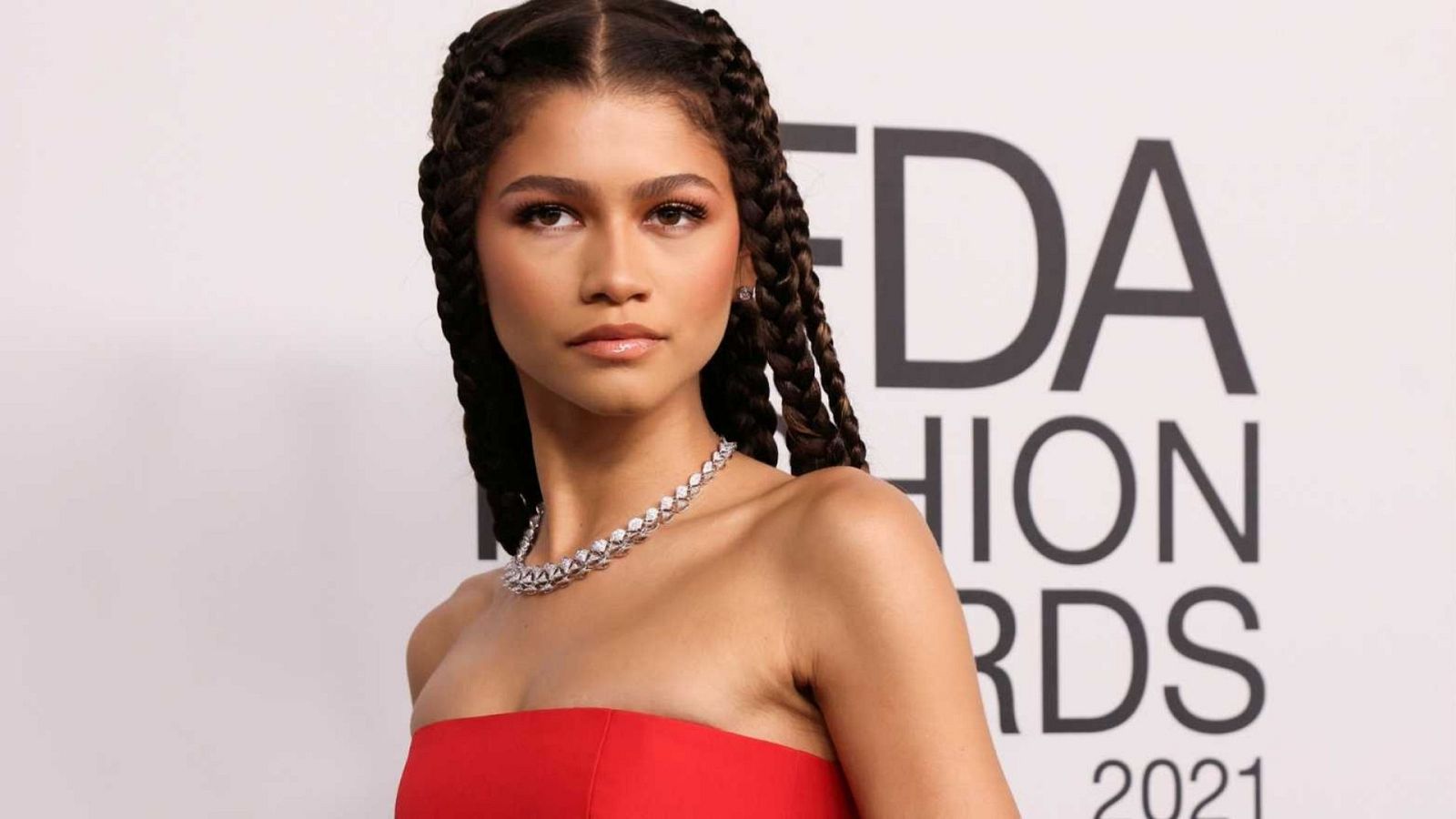 Corazón - Teníamos ganas de fiesta, pero sobre todo de alfombra roja