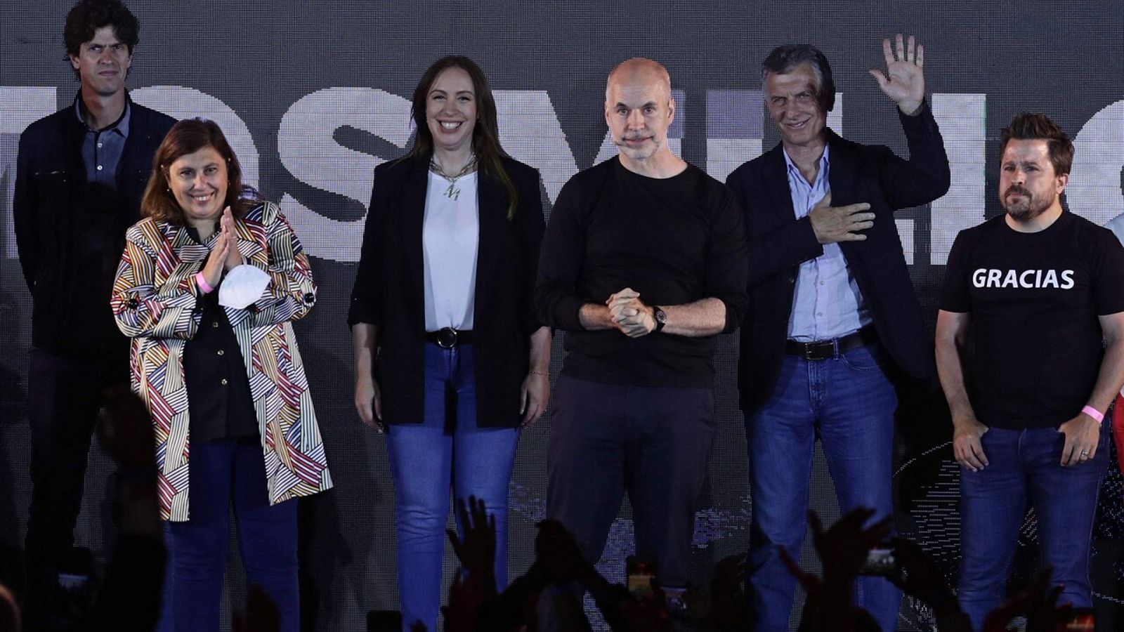 La oposición gana las elecciones legislativas en Argentina pero el peronismo resiste - Ver ahora