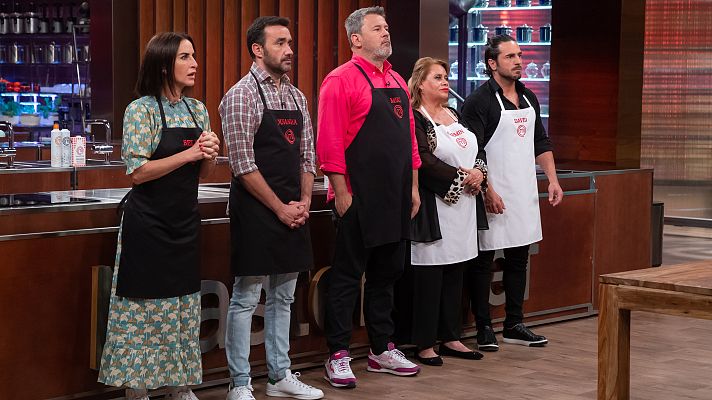 MasterChef Celebrity - ¡Bustamante y Carmina Barrios semifinalistas!