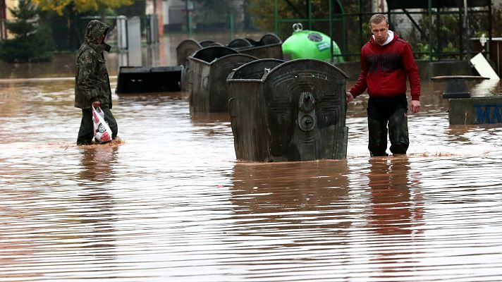 Telediario 1 - Las aseguradoras tiemblan por los efectos del cambio climático