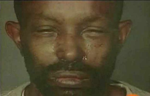  - Diez cadáveres escondidos en casa